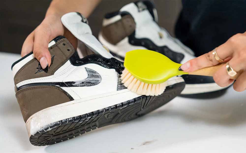 shoe-product-Cleaning